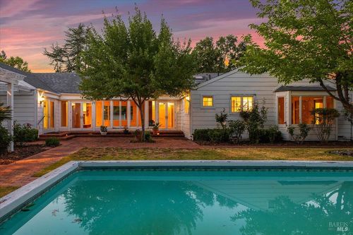 1819 Cedar St, Calistoga, CA, 94515-1511 | Card Image