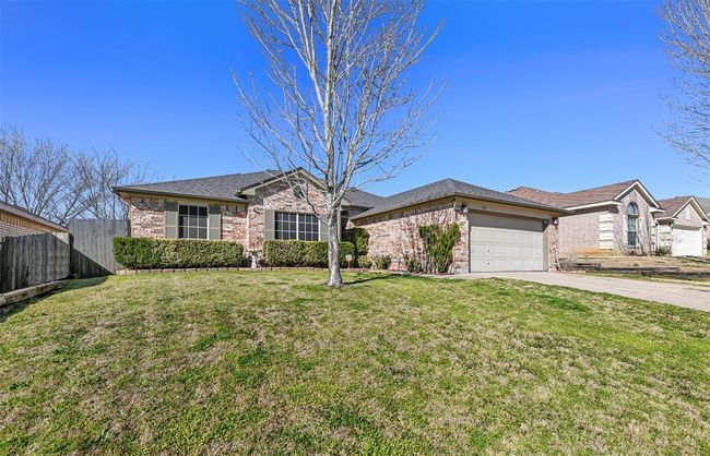 908 Ryanfield Court, House other with 4 bedrooms, 2 bathrooms and null parking in Burleson TX | Image 2