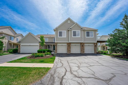 7469 Thomas Dr, Loves Park, IL, 61111-5387 | Card Image