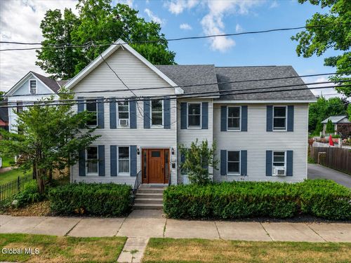 20 George St, Saratoga Springs, NY, 12866-4304 | Card Image