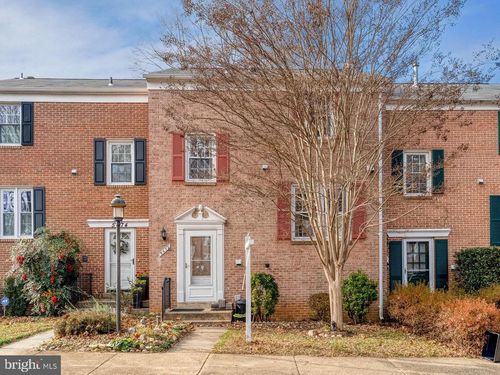 5472 Truxion Ct, BURKE, VA, 22015-1951 | Card Image