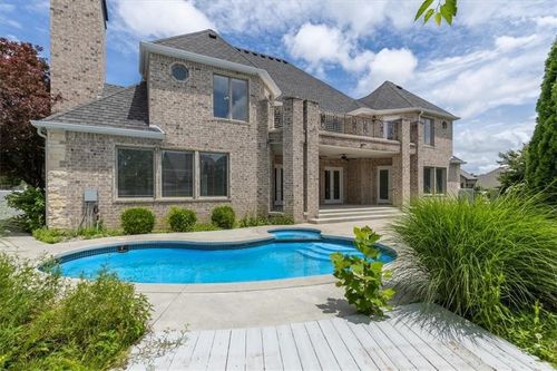 1 W Colonial Dr, Rogers, AR, 72758-1400 | Card Image