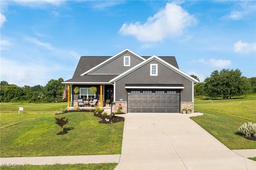 1553 Championship Cir Se, Massillon, OH, 44646-8389 | Card Image