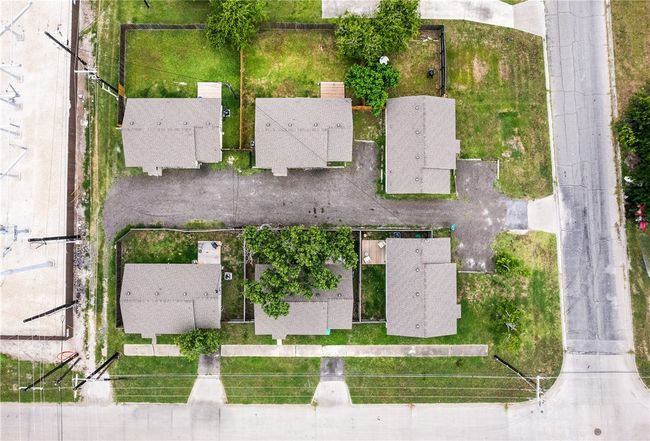 507 S Arch St, Home with 18 bedrooms, 6 bathrooms and null parking in Aransas Pass TX | Image 4