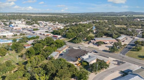410-410 Buchanan Dr, Burnet, TX, 78611-2303 | Card Image