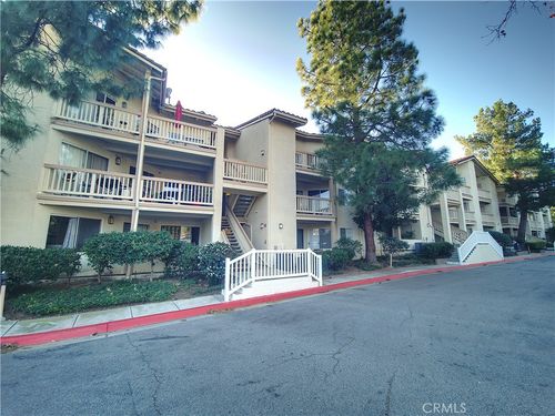 202-5728 Oak Bend Ln, Oak Park, CA, 91377-5651 | Card Image