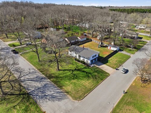 1157 Chateau Dr, West Plains, MO, 65775-1901 | Card Image