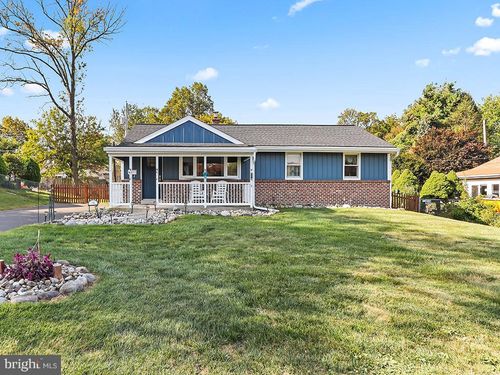 194 Ann Ln, Warminster, PA, 18974-5226 | Card Image