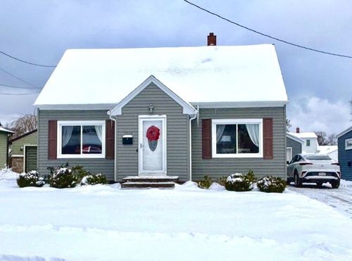 3504 Allegheny Rd, Erie, PA, 16508-2129 | Card Image