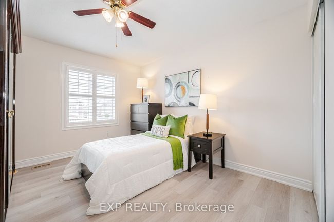 810 Cousens Terr, House other with 5 bedrooms, 3 bathrooms and 2 parking in Milton ON | Image 43