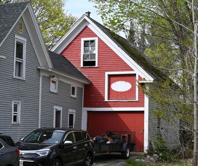 32 Berry Avenue, House other with 3 bedrooms, 1 bathrooms and null parking in Pittsfield NH | Image 3