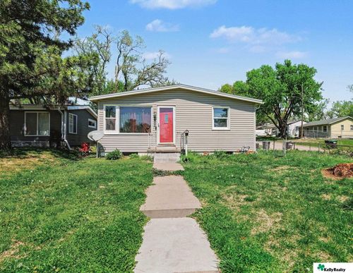 4652 Redick Avenue, Omaha, NE, 68152 | Card Image