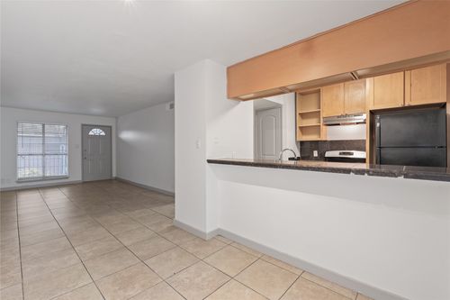 205-1301 W Ben White Blvd Boulevard, Austin, TX, 78704 | Card Image