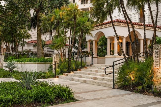 5233 - 5233 Fisher Island Dr, Condo with 4 bedrooms, 5 bathrooms and null parking in Miami Beach FL | Image 42