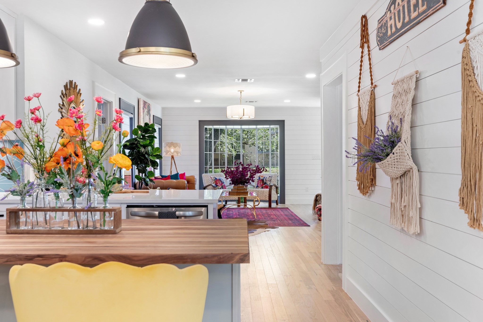 Olive St, Fredericksburg, TX 78624