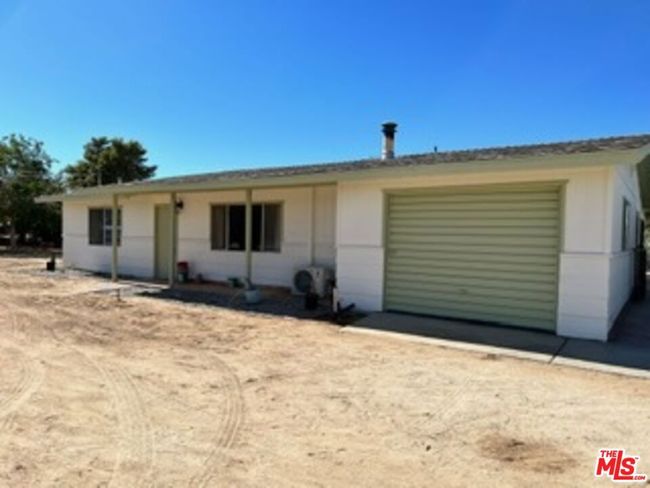 62282 Dennis Ave, House other with 2 bedrooms, 2 bathrooms and 1 parking in Joshua Tree CA | Image 9