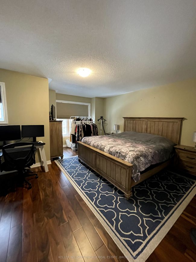 2 Ruben St, House attached with 3 bedrooms, 4 bathrooms and 1 parking in Whitby ON | Image 9