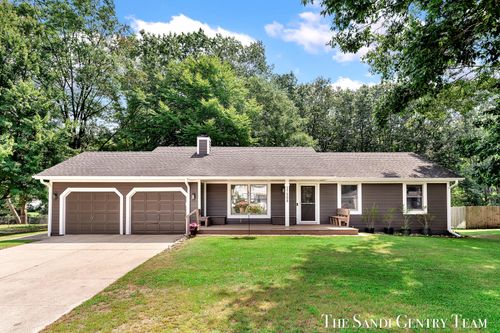 17908 Shore Acres Rd, Grand Haven, MI, 49417-9392 | Card Image