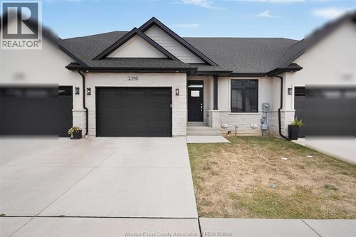 2398 Barkley Ave, Windsor, ON, N8P0G7 | Card Image
