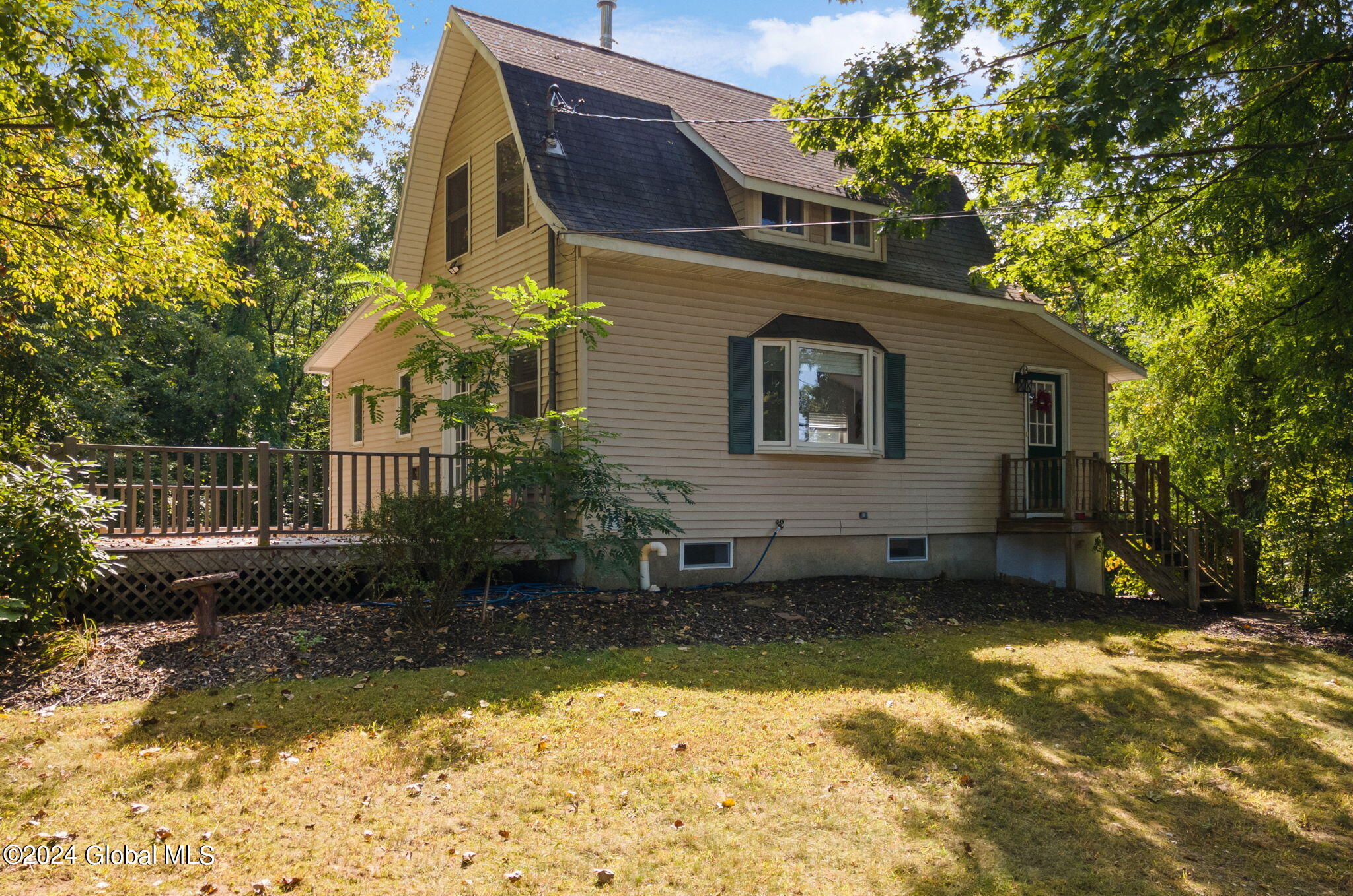 Vly Rd, Albany, NY 12205