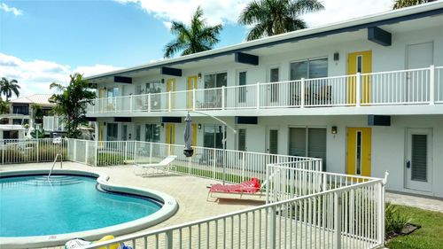 1354 Bayview Dr, Fort Lauderdale, FL, 33304-1674 | Card Image