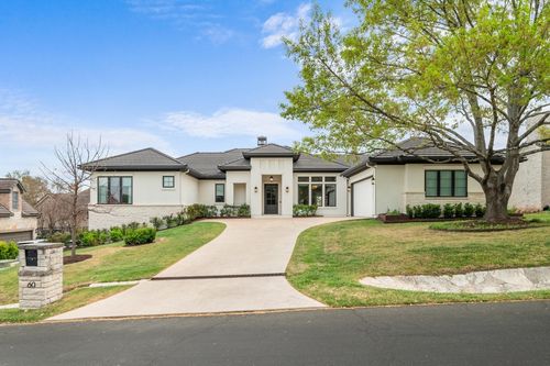 60 Autumn Oaks Dr, The Hills, TX, 78738-1411 | Card Image