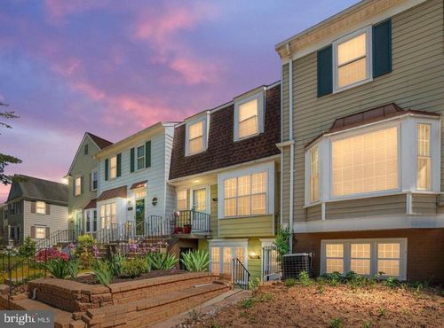 1468 Lowell Ct, CROFTON, MD, 21114-1105 | Card Image