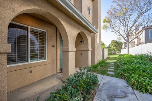 27933 Sirani Ct, Valencia, CA, 91355-6058 | Card Image