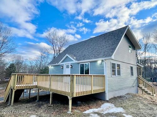 102 Sandstone Drive, Dingmans Ferry, PA, 18328 | Card Image