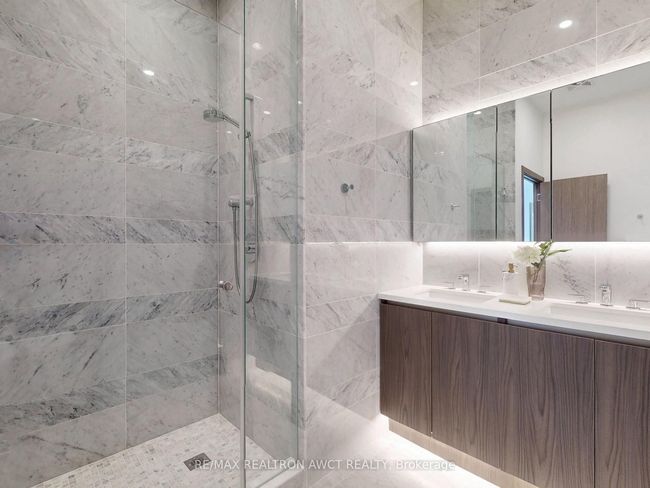 PH02 - 17 Bathurst St, Condo with 3 bedrooms, 3 bathrooms and null parking in Toronto ON | Image 16