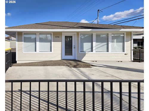 1206 Ne Adams St, McMinnville, OR, 97128-5538 | Card Image