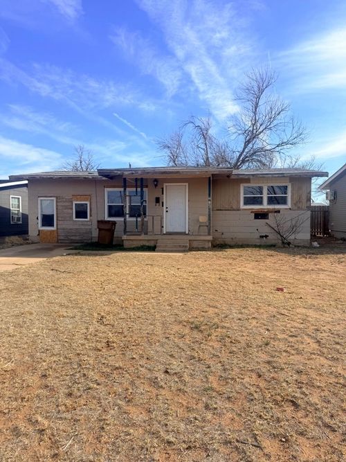 607 Mcewen St, Big Spring, TX, 79720-3626 | Card Image