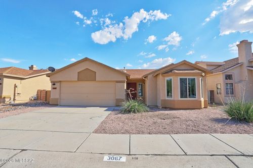 3067 W Country Hill Dr, Tucson, AZ, 85742-4862 | Card Image