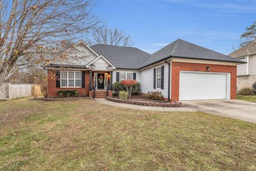 7999 Squirrel Wood Ct, Ooltewah, TN, 37363-4860 | Card Image