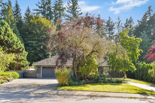 13056 22a Ave, Surrey, BC, V4A8Y4 | Card Image