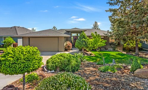 2434 Sw 34th Dr, Redmond, OR, 97756-7850 | Card Image