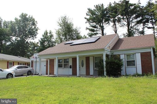 34 Garrison Cir, Willingboro, NJ, 08046-3304 | Card Image