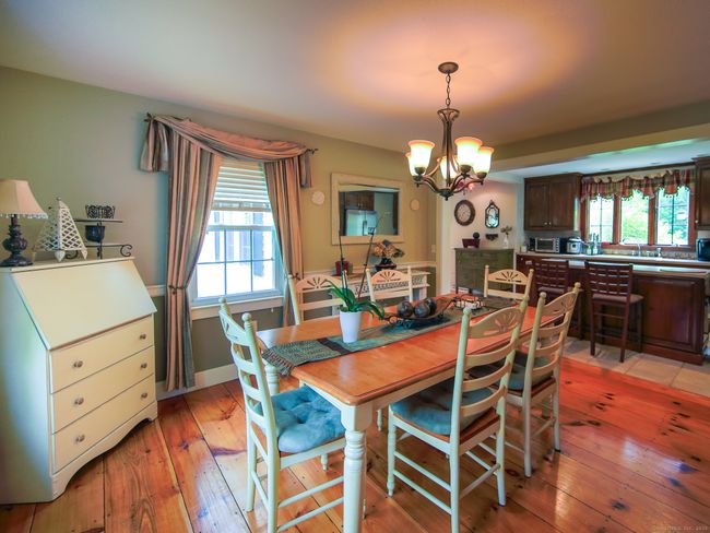 22 Bobolink Ln, House other with 4 bedrooms, 3 bathrooms and null parking in Somers CT | Image 9