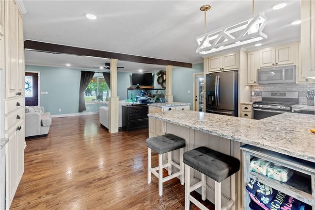 10908 Pecks Dr, House other with 4 bedrooms, 3 bathrooms and null parking in Harrison AR | Image 10