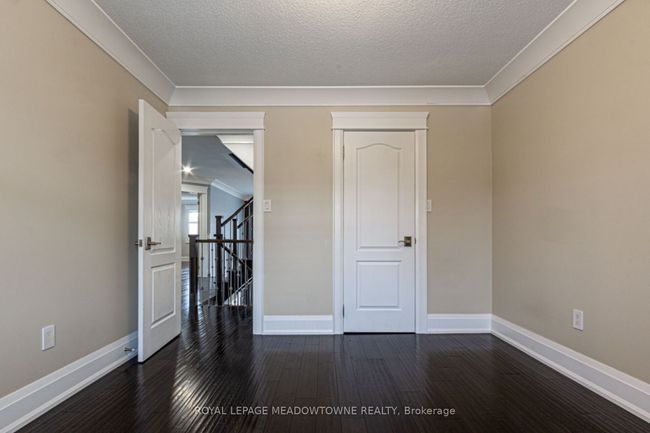 729 Wettlaufer Terr, House other with 5 bedrooms, 4 bathrooms and 2 parking in Milton ON | Image 31