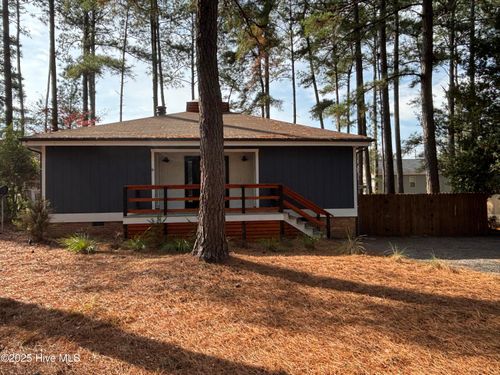 2505 Longleaf Dr Sw, Pinehurst, NC, 28374-8380 | Card Image