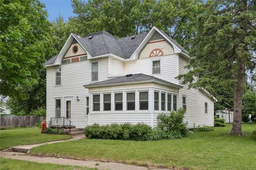 514 Latham Street, Walker, IA, 52352 | Card Image