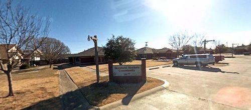 401 Jack Griffin Dr, Hereford, TX, 79045-3040 | Card Image