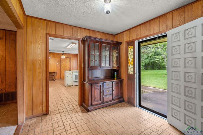 8103 Us Highway 259 N, House other with 4 bedrooms, 3 bathrooms and null parking in Omaha TX | Image 28