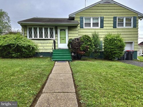 8 Aquilla Dr, NEW CASTLE, DE, 19720-1302 | Card Image