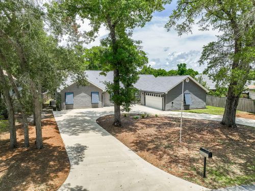 112 Meigs Dr, Shalimar, FL, 32579-2213 | Card Image