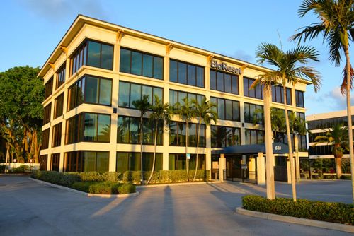 630 Us Highway 1, North Palm Beach, FL, 33408-4625 | Card Image