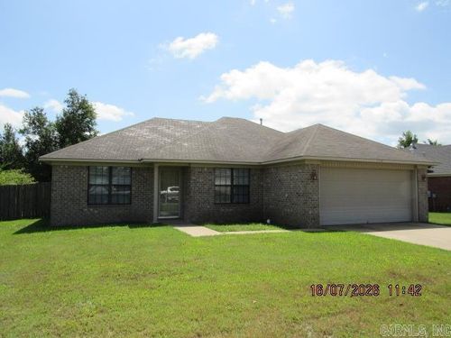 1310 Choate St, Conway, AR, 72032-8604 | Card Image