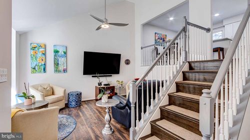 231 Old Magothy Bridge Rd, Pasadena, MD, 21122 | Card Image