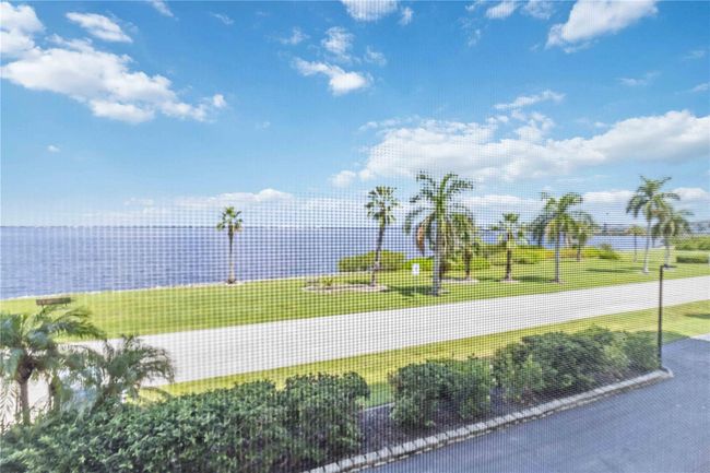APT-2F - 1500 Park Beach Cir, Condo with 2 bedrooms, 2 bathrooms and null parking in PUNTA GORDA FL | Image 33